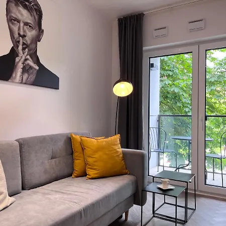 Apartamenty-wroc Ksiecia Witolda By The River * Breslavia