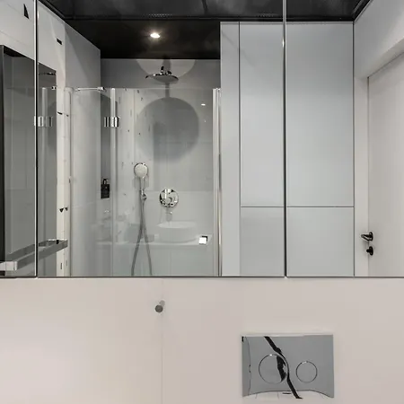 Apartamenty-wroc Ksiecia Witolda By The River Apartment