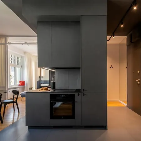 Apartamenty-wroc Ksiecia Witolda By The River * Breslavia