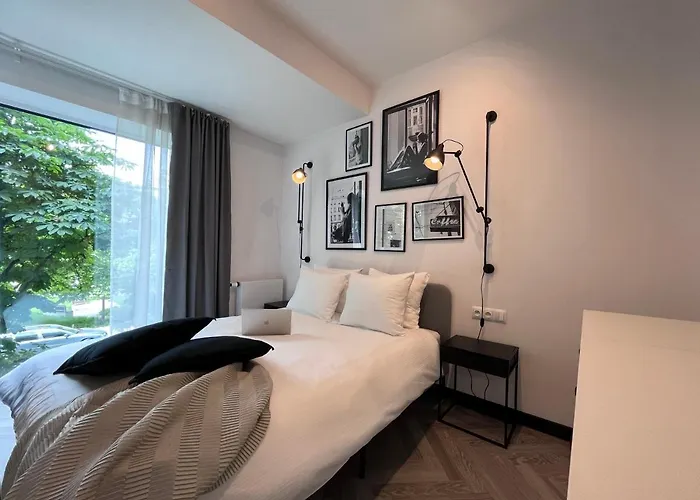 Apartamenty-wroc Ksiecia Witolda By The River Wrocław