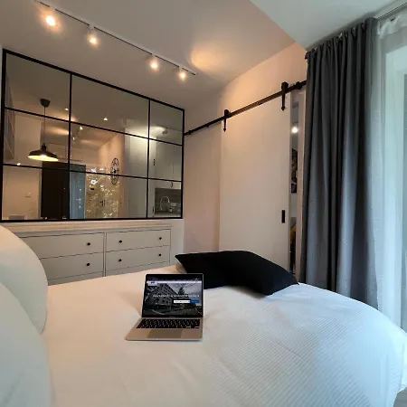 Apartamenty-wroc Ksiecia Witolda By The River *